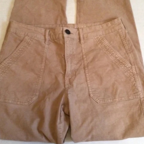 American Eagle Outfitters Denim - American Eagle Outfitters Velvet Jeans Size 8 Short